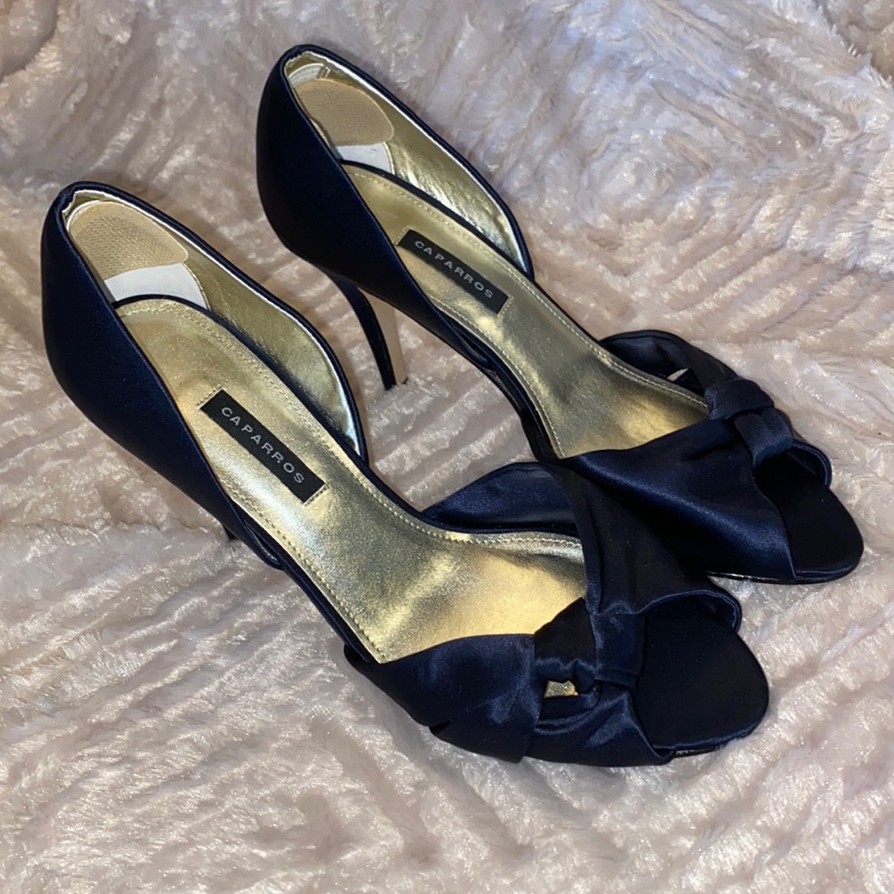 Navy blue silk dress heels. Size 8.5B